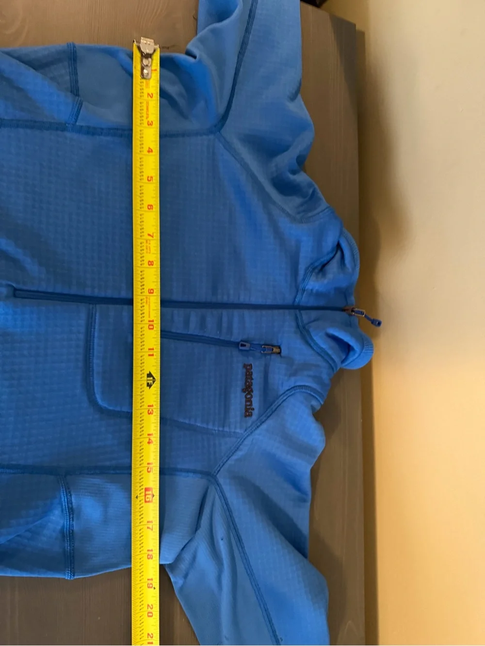 Patagonia Men's R1 Pullover